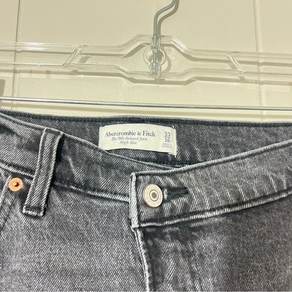 Abercrombie & Fitch Jeans Criss-Cross Waistband The 90s Relaxed Jeans Black Sz16 - Picture 4 of 9